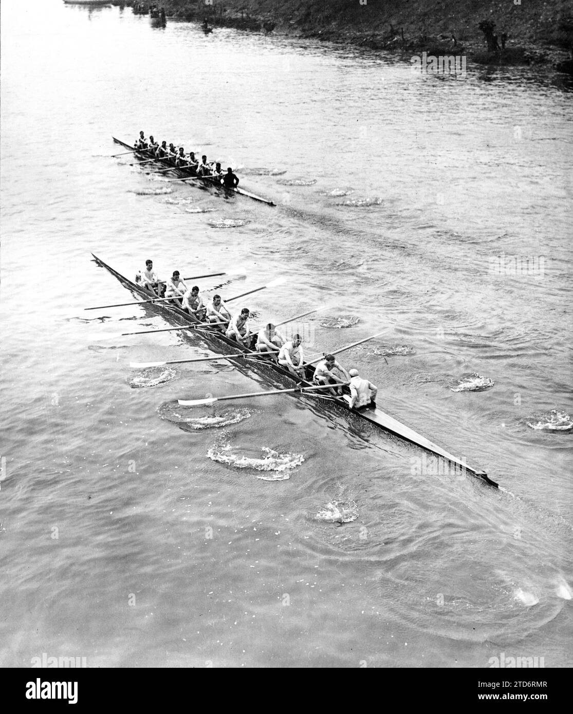 12/31/1908. Foto Aktuell. Die Oxford-Cambridge-Regatta. Die Teams der beiden berühmten Universitäten während der Regatta, die mit dem Sieg der Oxford-Studenten endete. Titel: Album / Archivo ABC / Topical Stockfoto