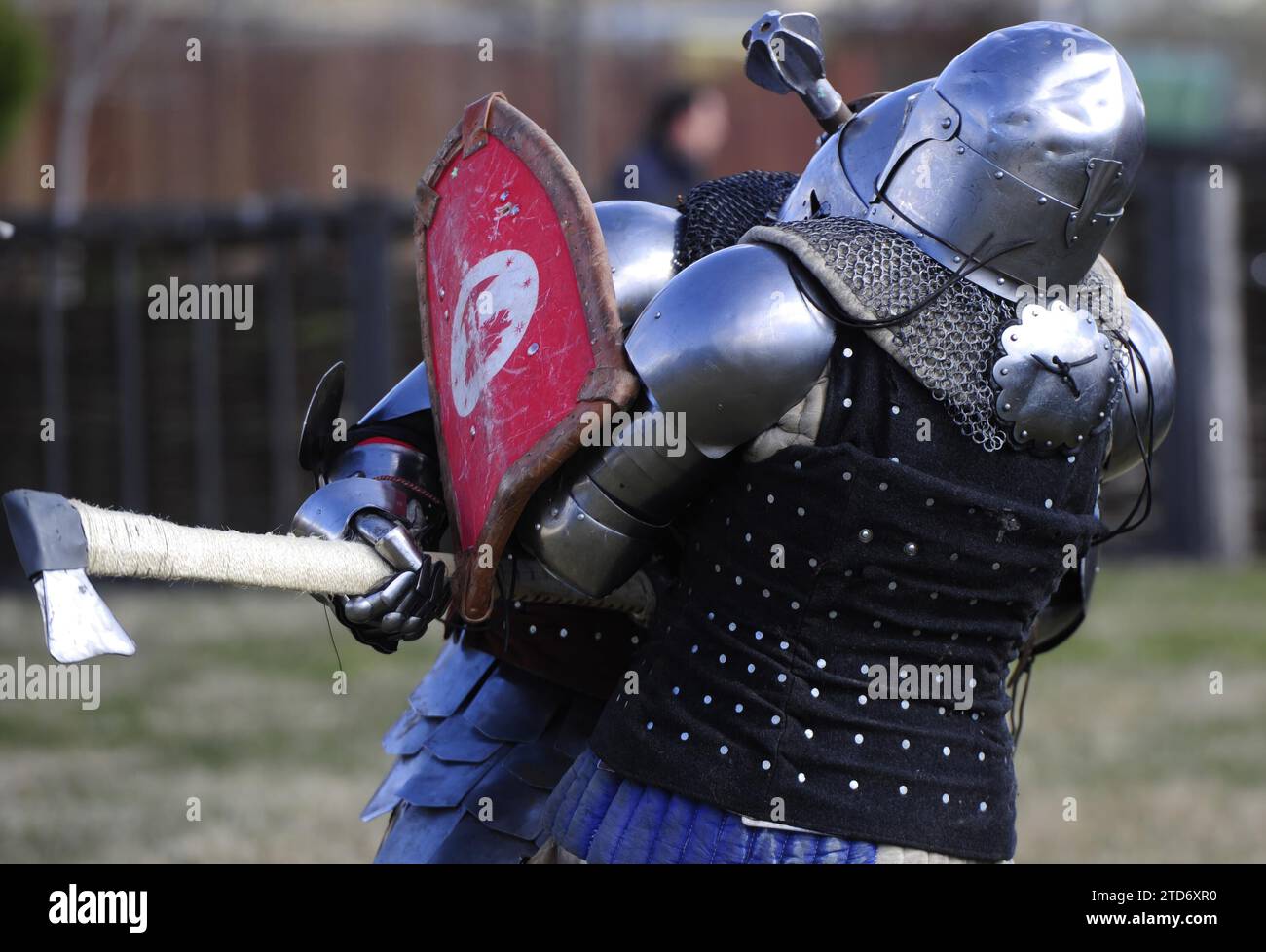 Manzanares el Real (Madrid), 03.04.2016. Mittelalterlicher Kampf, Ursus Custodes Team. Foto: San Bernardo Archdc. Quelle: Album / Archivo ABC / Eduardo San Bernardo Stockfoto