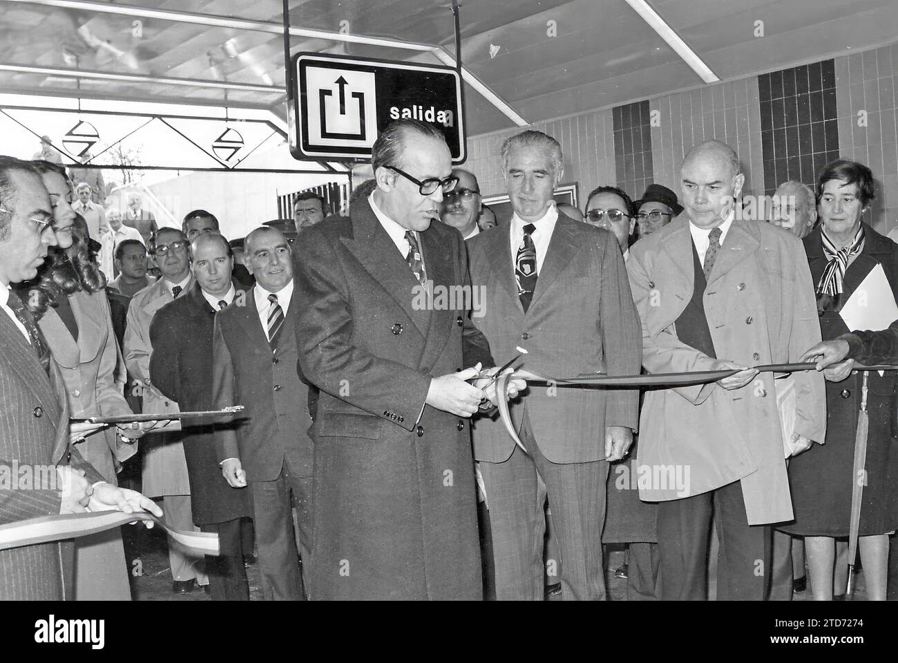 10/27/1976. Einweihung des Vorortes nach Móstoles. Der Minister für