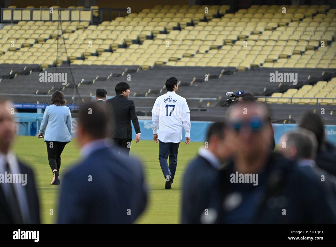 Shohei Ohtani wird auf einer Pressekonferenz der Los Angeles Dodgers am Donnerstag, den 14. Dezember 2023 in Los Angeles vorgestellt. (Dylan Stewart/Bild des Sports) Stockfoto