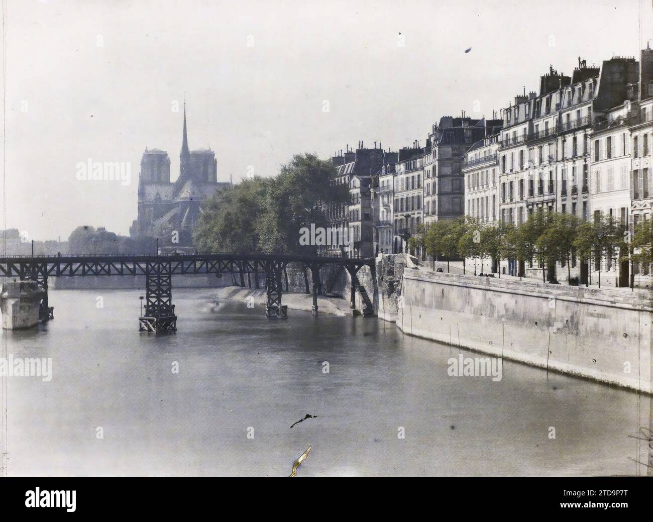 La passerelle de la tournelle Fotos und Bildmaterial in hoher