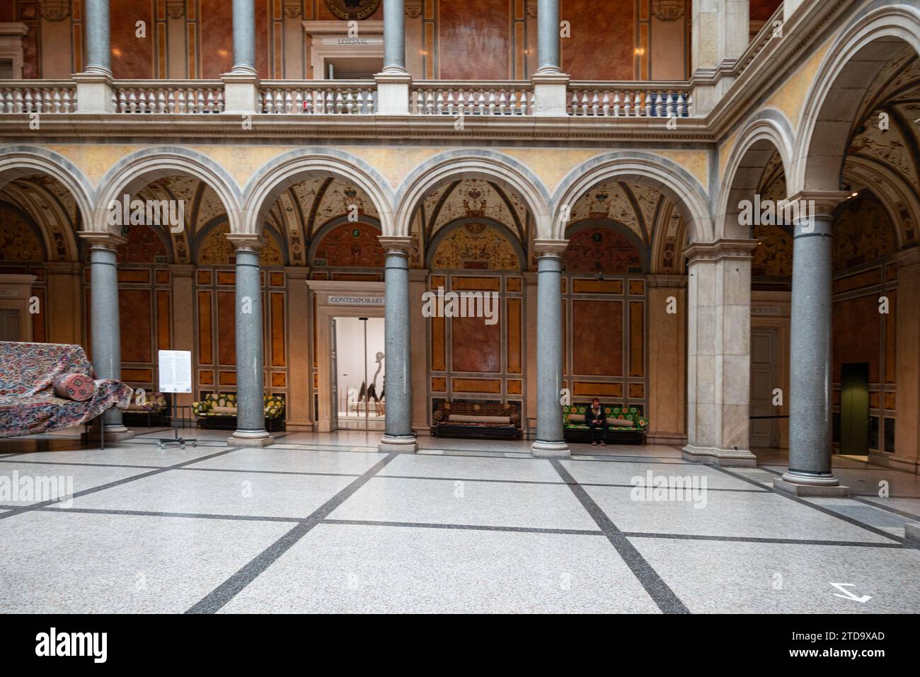 Wien, Österreich 30. September 2023. Haupthalle des Museums für angewandte Kunst (MAK) aus dem 19. Jahrhundert Stockfoto