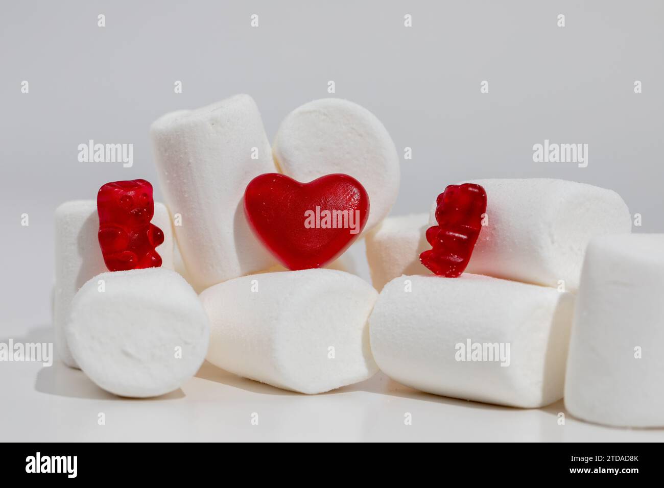 Konzept - Liebe - Rotes Herz - Valentinstag Stockfoto