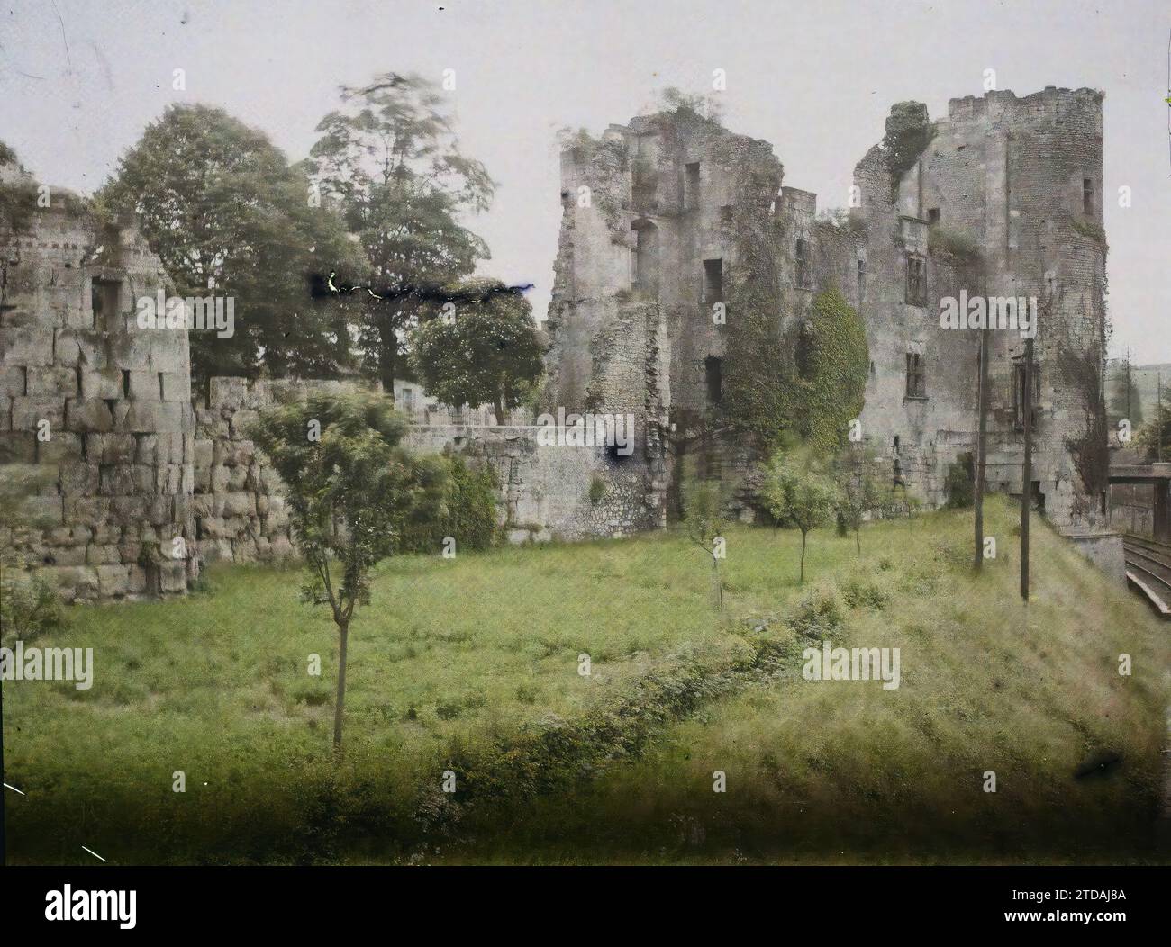 Périgueux, Dordogne, Frankreich, Habitat, Architektur, Kunst, archäologische Überreste, befestigte Architektur, Mittelalter, Antike, Palace, Castle, Rampart, Frankreich, Périgueux, Château Barrière Exterieur, Périgueux, 05.06/1916 - 05.06.1916, Léon, Auguste, Fotograf, 1916 - Provinzen Frankreich - Jean Brunhes, Auguste Léon et Georges Chevalier - (April-Juli), Autochrome, Foto, Glas, Autochrome, Foto, positiv Stockfoto