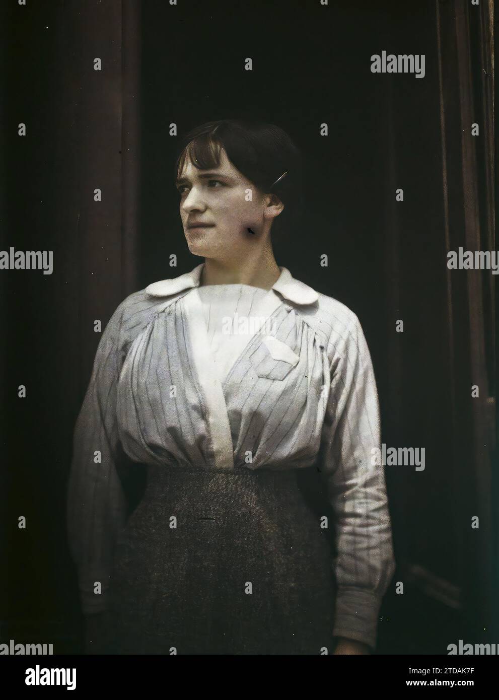 Luisa, Frankreich, Menschen, Frau, Porträt, Frankreich, Luisa, Marguerite Bruyère, geboren in Puy l'Evèque (20 Jahre), Luisa, 19.06/1916 - 19.06.1916, Léon, Auguste, Fotograf, 1916 - Provinzen Frankreich - Jean Brunhes, Auguste Léon et Georges Chevalier - (April-Juli), Autochrome, Foto, Glas, Autochrome, Foto, positiv Stockfoto