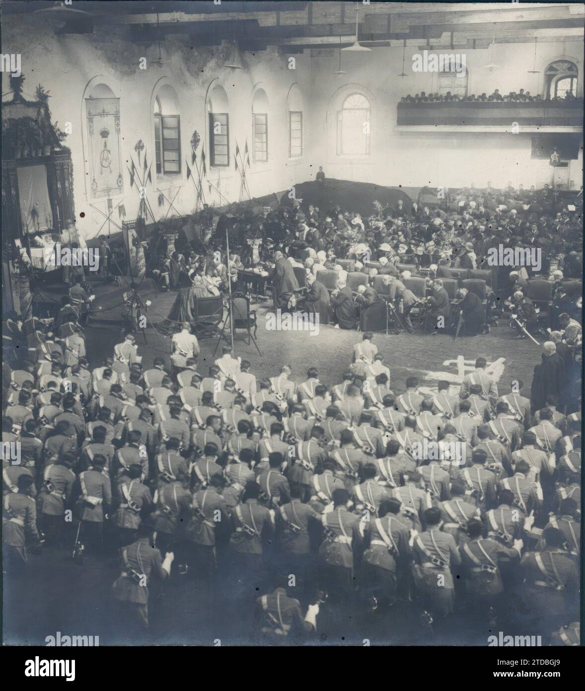 02/28/1923. Valladolid. An der Kavallerie-Akademie. Messe anlässlich des Flaggeneids der Neuen Studenten. Quelle: Album / Archivo ABC / Santos Peña Stockfoto