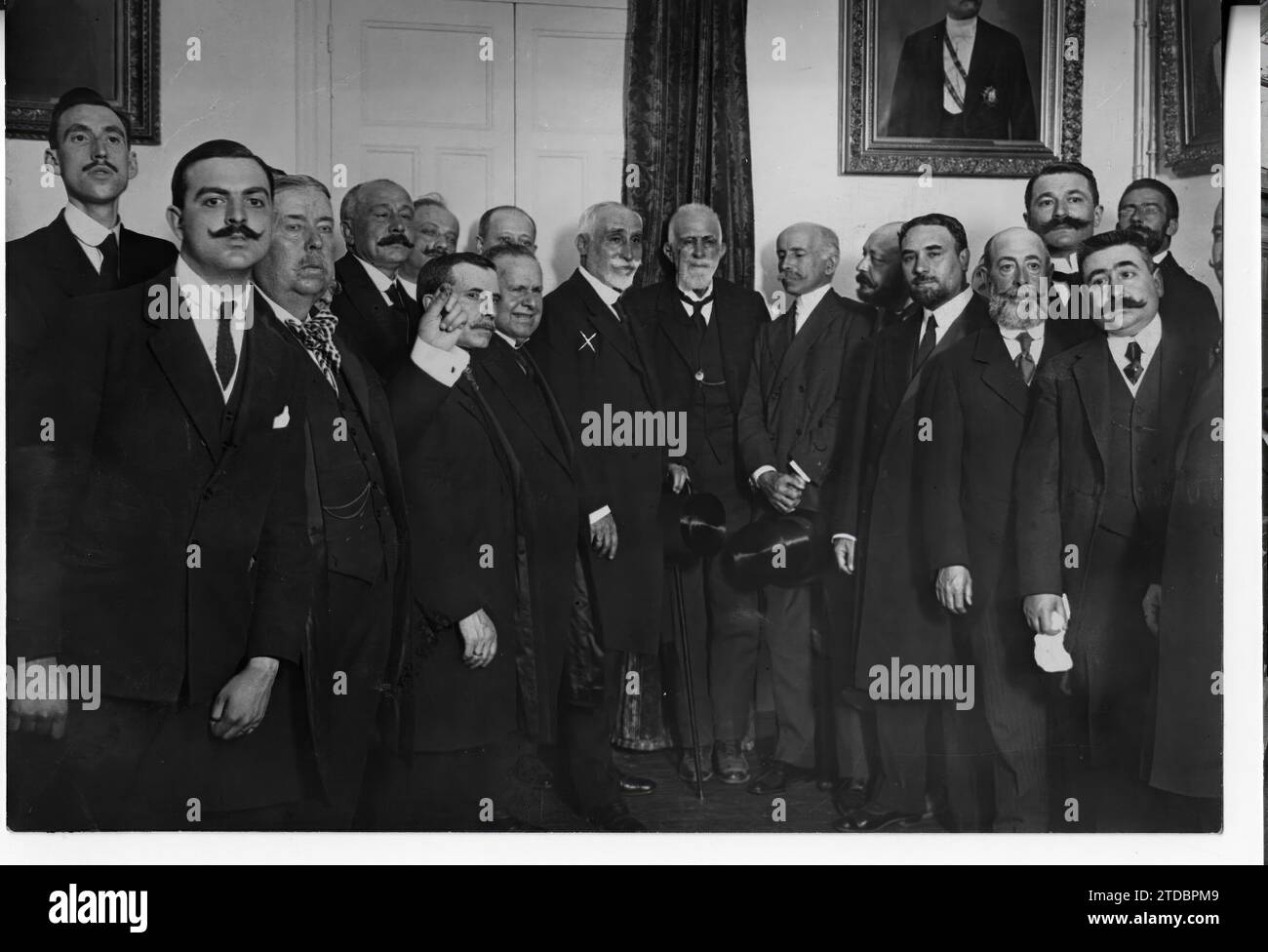 04/30/1916. Im Kreis der Handelsunion. Der berühmte Redner Don Antonio Maura (X) nach seiner bemerkenswerten Konferenz. Quelle: Album / Archivo ABC / Ramón Alba Stockfoto