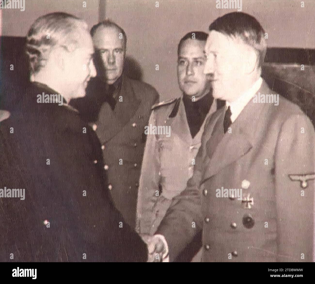 Berlin (Deutschland), September 1940. Ramón Serrano Suñer trifft sich mit Adolf Hitler. Im Bild die Begrüßung zwischen den beiden, in Anwesenheit von Graf Ciano. Quelle: Album/Archivo ABC Stockfoto