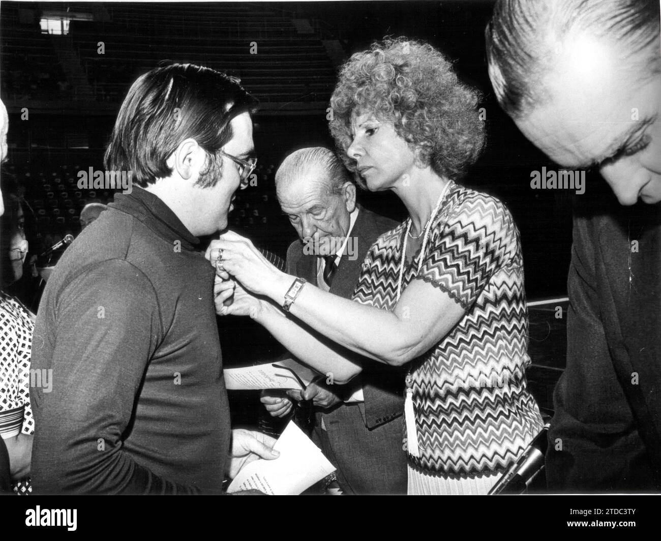 01/26/1978. Verleihung der Medaillen bei der Versammlung des Roten Kreuzes im Sportpalast. Quelle: Album / Archivo ABC / Luis Alonso Stockfoto