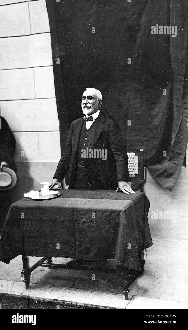 Don Antonio Maura sprach an die Konservativen von Vizcaya und Santander bei der Veranstaltung, die am 26. Juni 1910 in Carranza stattfand. Quelle: Album/Archivo ABC/Chimbo Stockfoto
