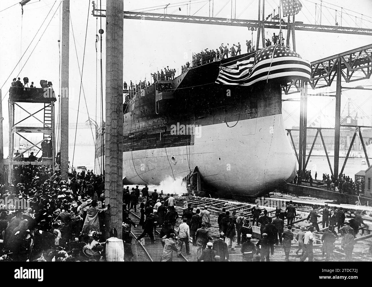 12/31/1909. Starten eines Yankee-Kriegsschiffs. Moment, als das Dreadnought-Schlachtschiff Florida bei den Brooklyn-Werften stürzte. Quelle: Album / Archivo ABC / M. Rol Stockfoto