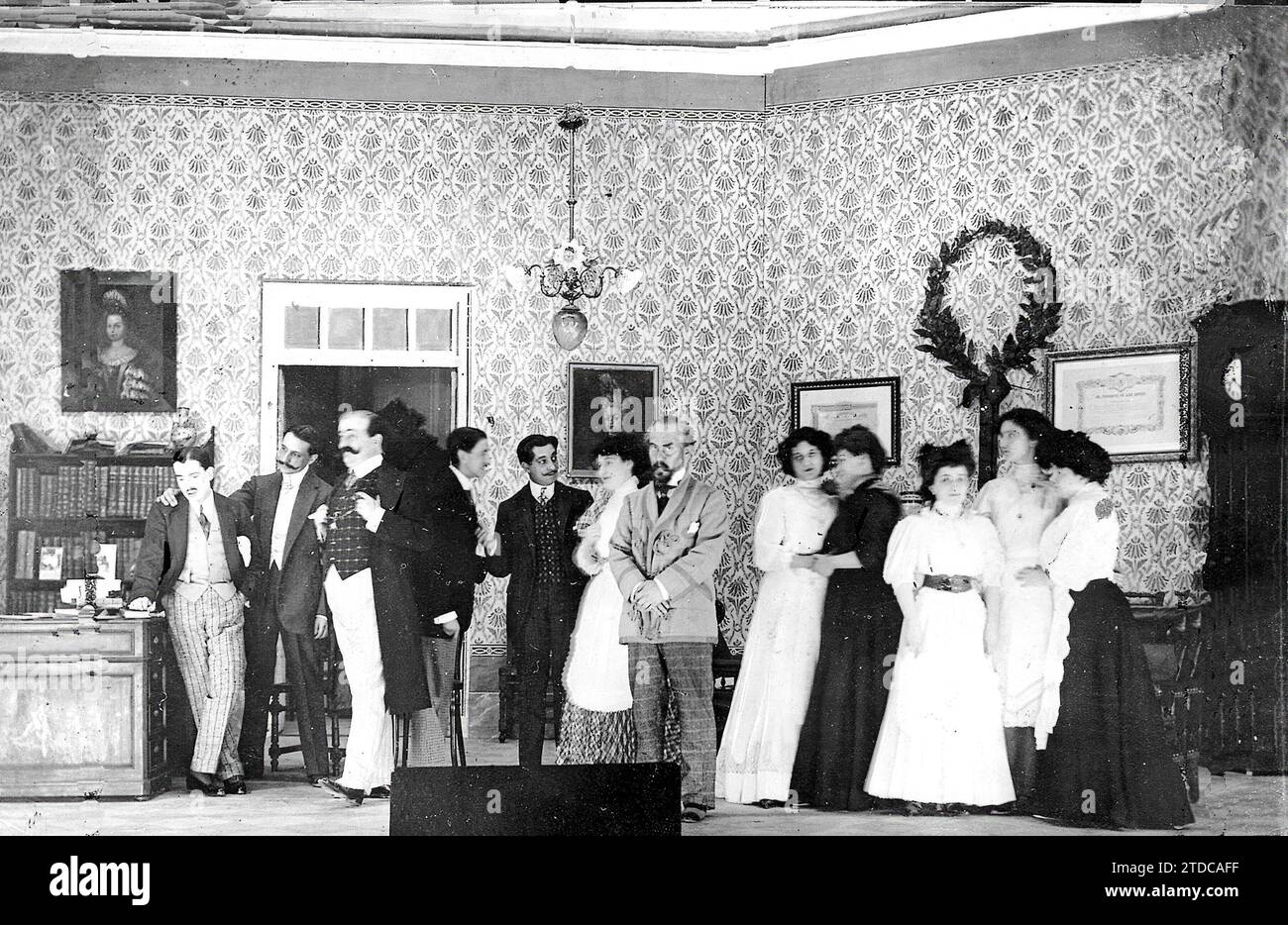 Komödie der Brüder Álvarez Quintero 'Las de Caín' am Abend der Premiere am 3. Oktober 1908 als Eröffnung der Saison im Comedy Theater. Quelle: Album/Archivo ABC Stockfoto