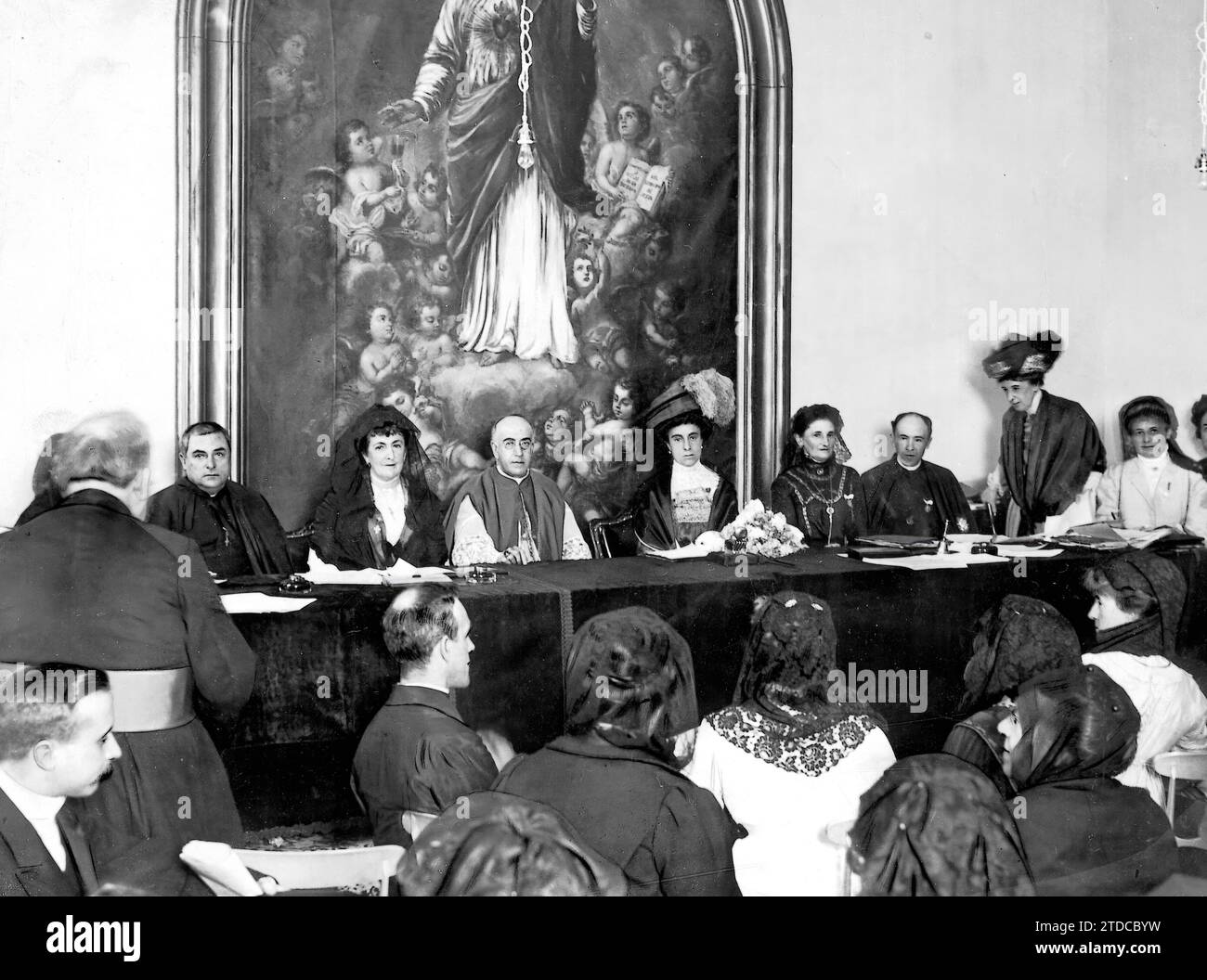 05/31/1911. In der Schule des heiligen Herzens Jesu. Kongress der Katholischen Ligen unter dem Vorsitz von Infantin María Teresa, Bischof von La Plata (Argentinische Republik), der Marchioness Unza del Valle und anderen ausländischen Kongressabgeordneten. Quelle: Album / Archivo ABC / Francisco Goñi Stockfoto