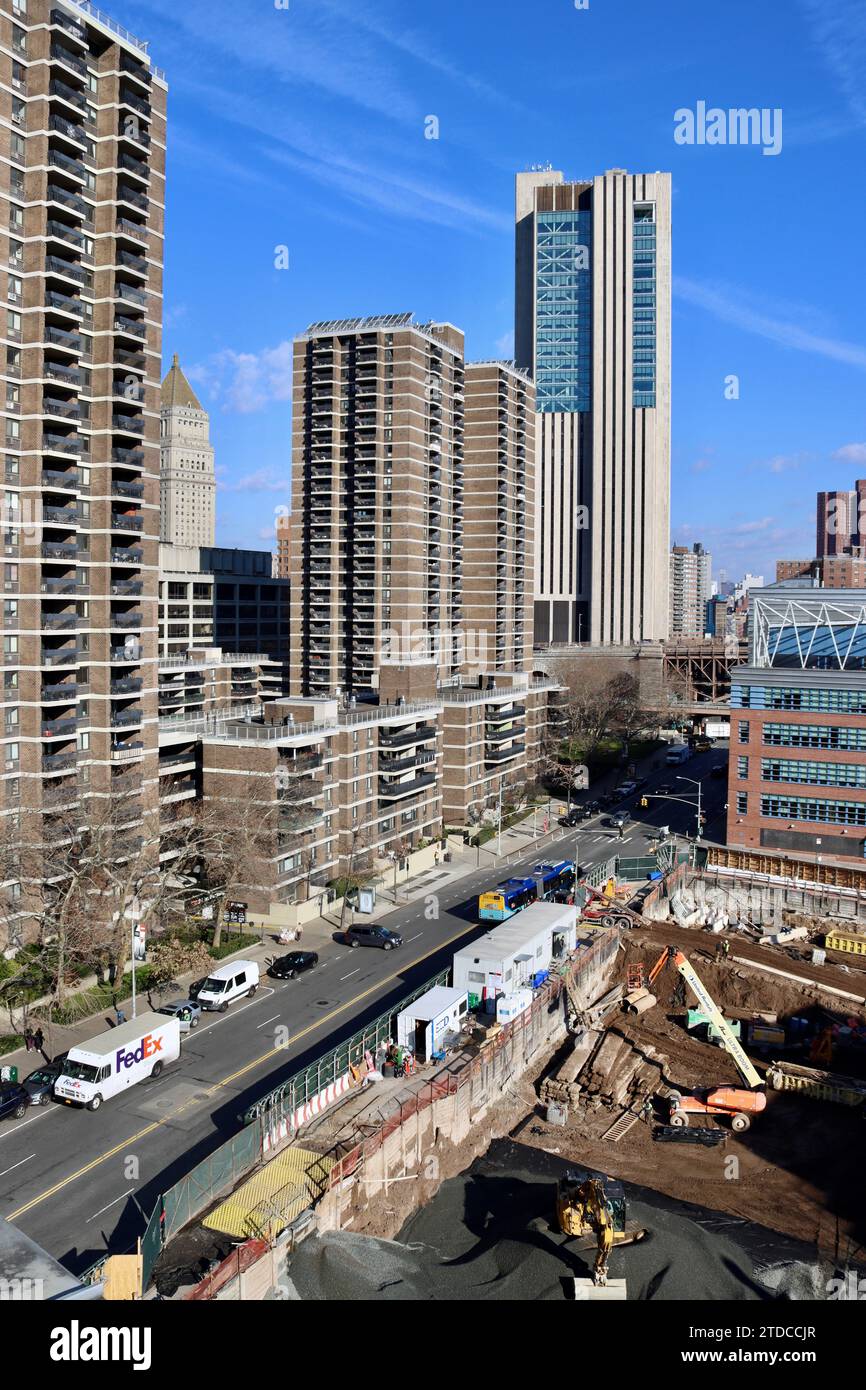 Neubau zwischen Pearl Street, Water Street, Peck Slip und Beekman Street im South Street Seaport Area in Lower Manhattan, New York Stockfoto