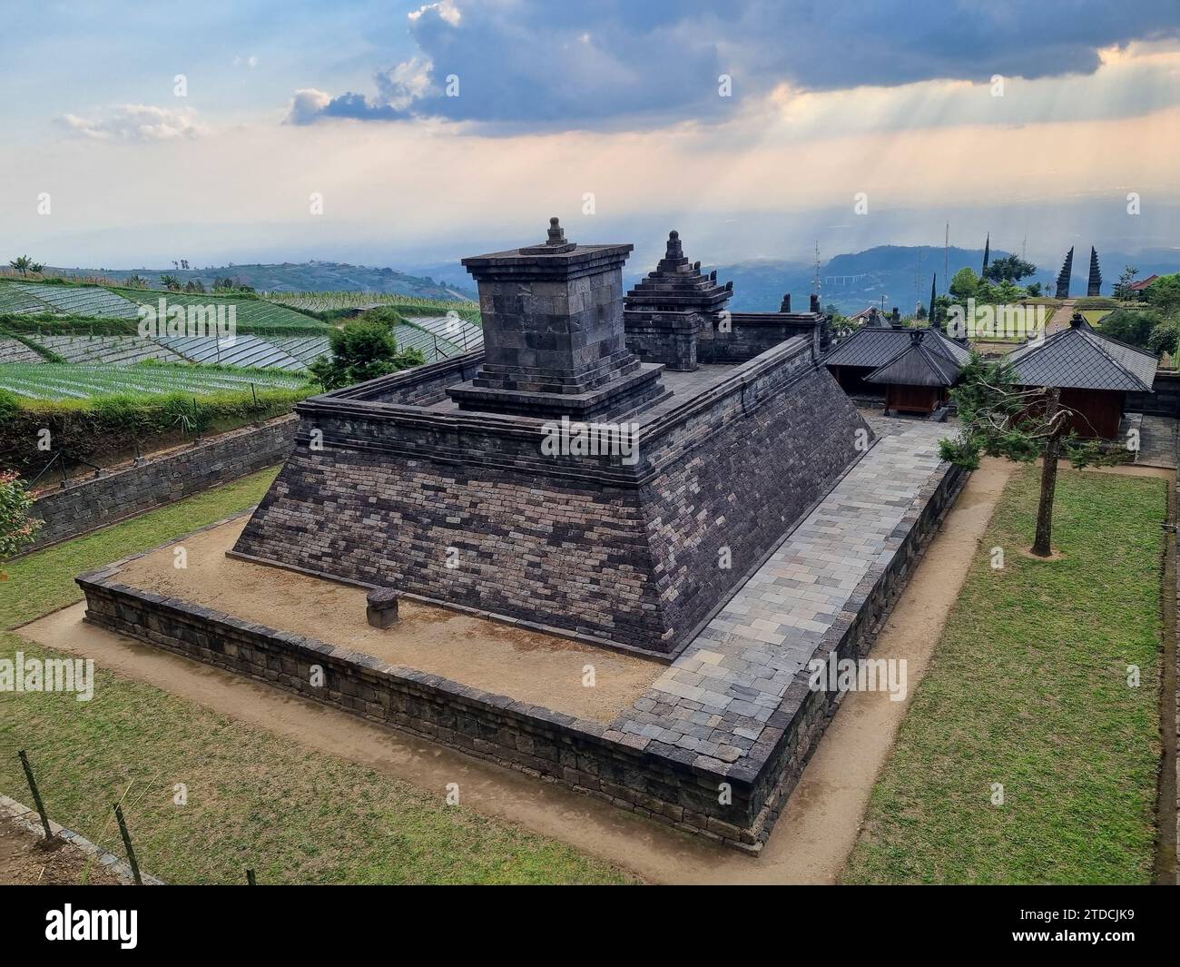 Blick auf den Cetho-Tempel, Karanganyar, Zentral-Java, Indonesien Stockfoto