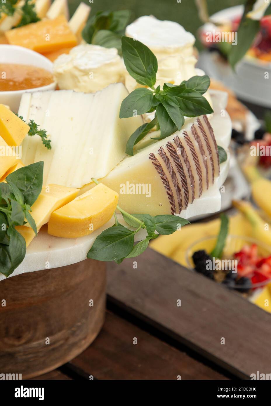 Schickes Event mit Käse-Wurstwaren Stockfoto