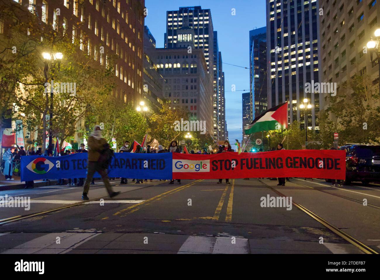 Schließen Sie Google No Tech for Genocide, Protest Project Nimbus Vertrag mit Israel und