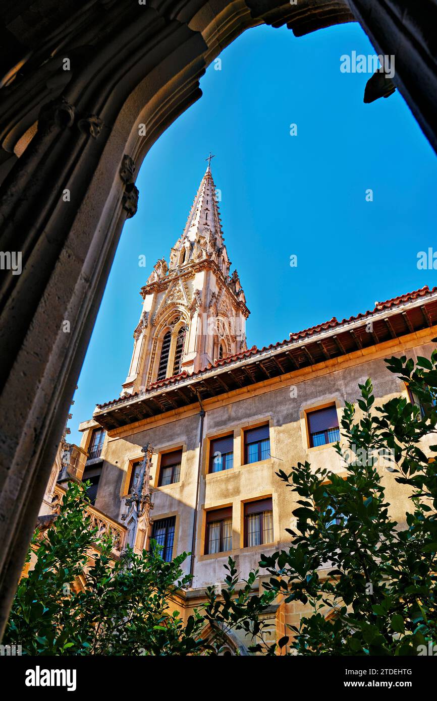 Bilbao Biscaya Spanien. Die Kathedrale Stockfoto