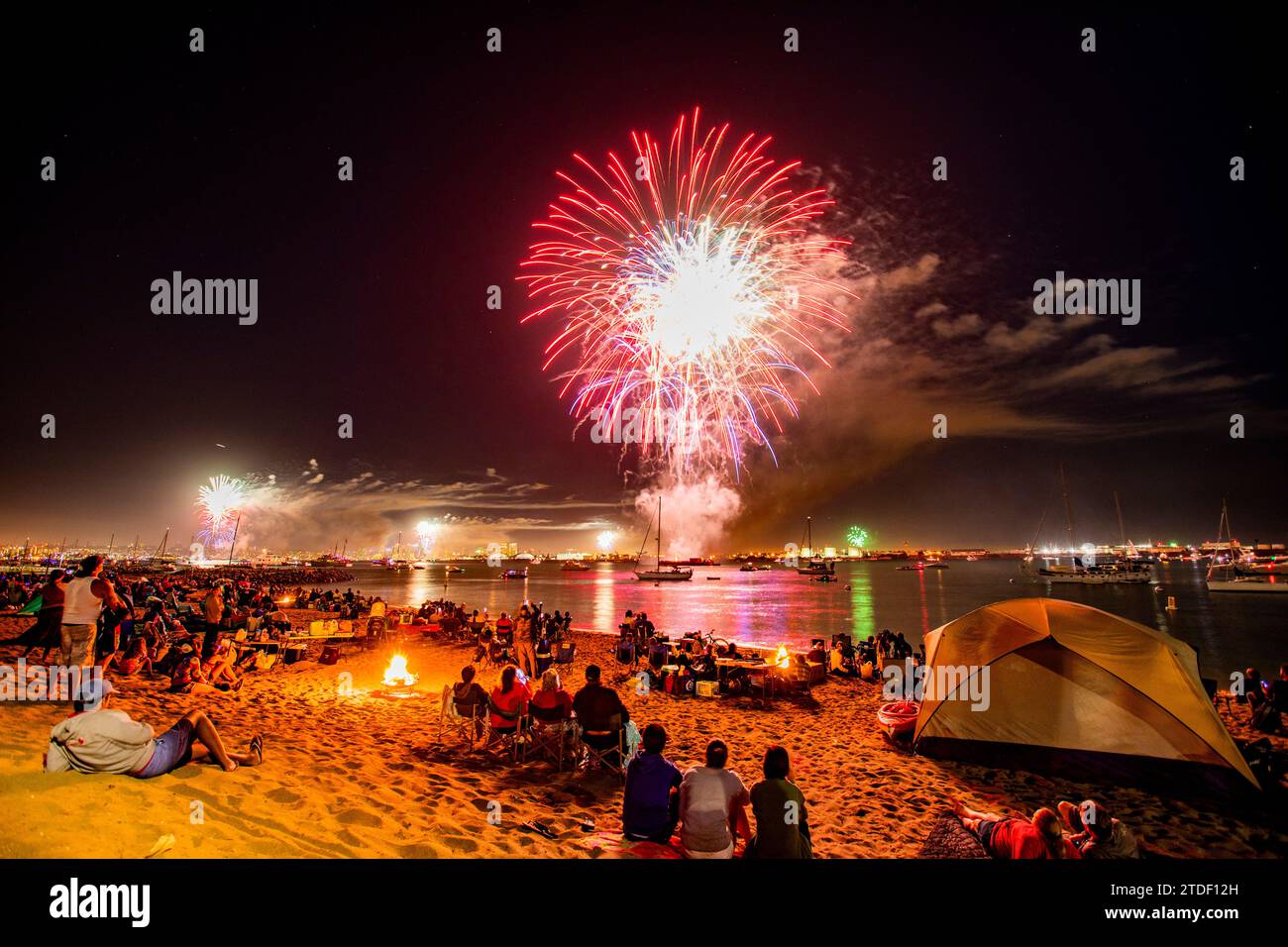 Feuerwerk von Shelter Island in San Diego, Kalifornien, USA, Nordamerika Stockfoto