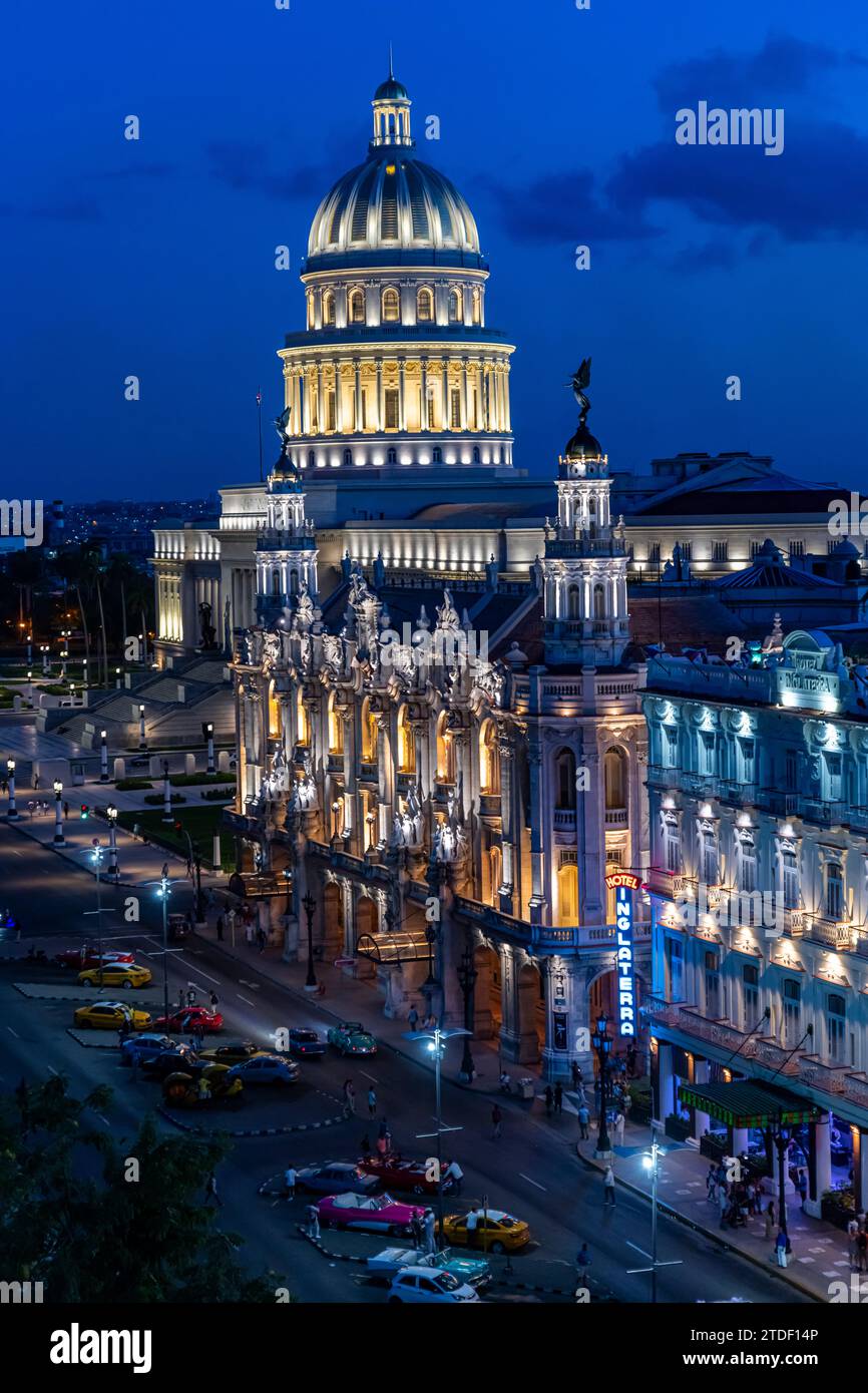 Blick bei Nacht über Havanna und sein Kapitol, Havanna, Kuba, Westindien und Mittelamerika Stockfoto