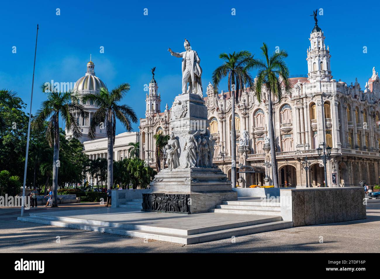 Jose Marti Statue im Parque Central, Havanna, Kuba, Westindien, Mittelamerika Stockfoto