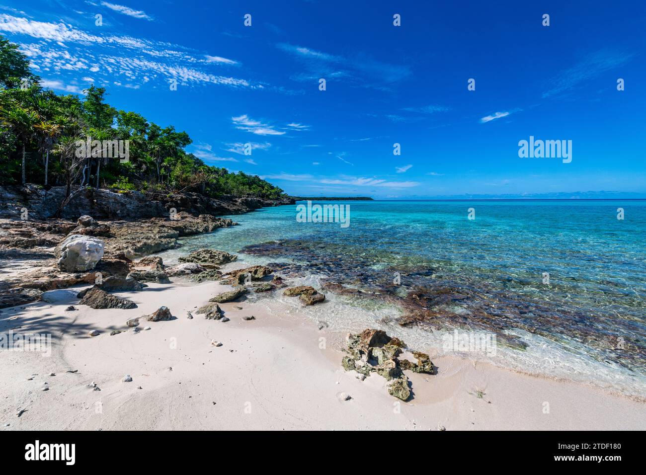 Weißer Sandstrand im Parque Nacional Marino de Punta Frances Punta Pedernales, Isla de la Juventud (Insel der Jugend), Kuba, Westindien Stockfoto