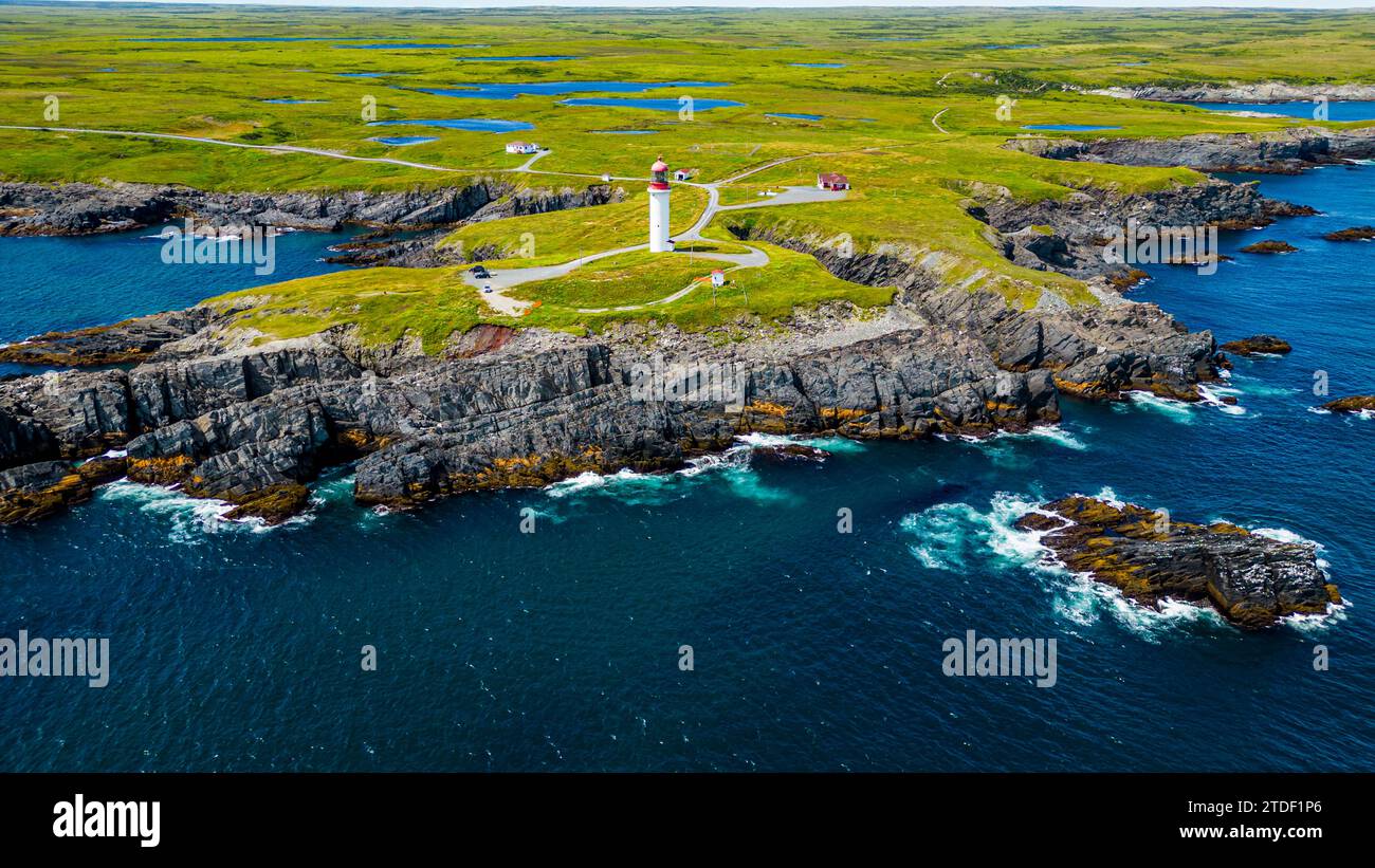 Aus der Vogelperspektive des Cape Race Lighthouse, Mirren Point, UNESCO-Weltkulturerbe, Avalon Peninsula, Neufundland, Kanada, Nordamerika Stockfoto
