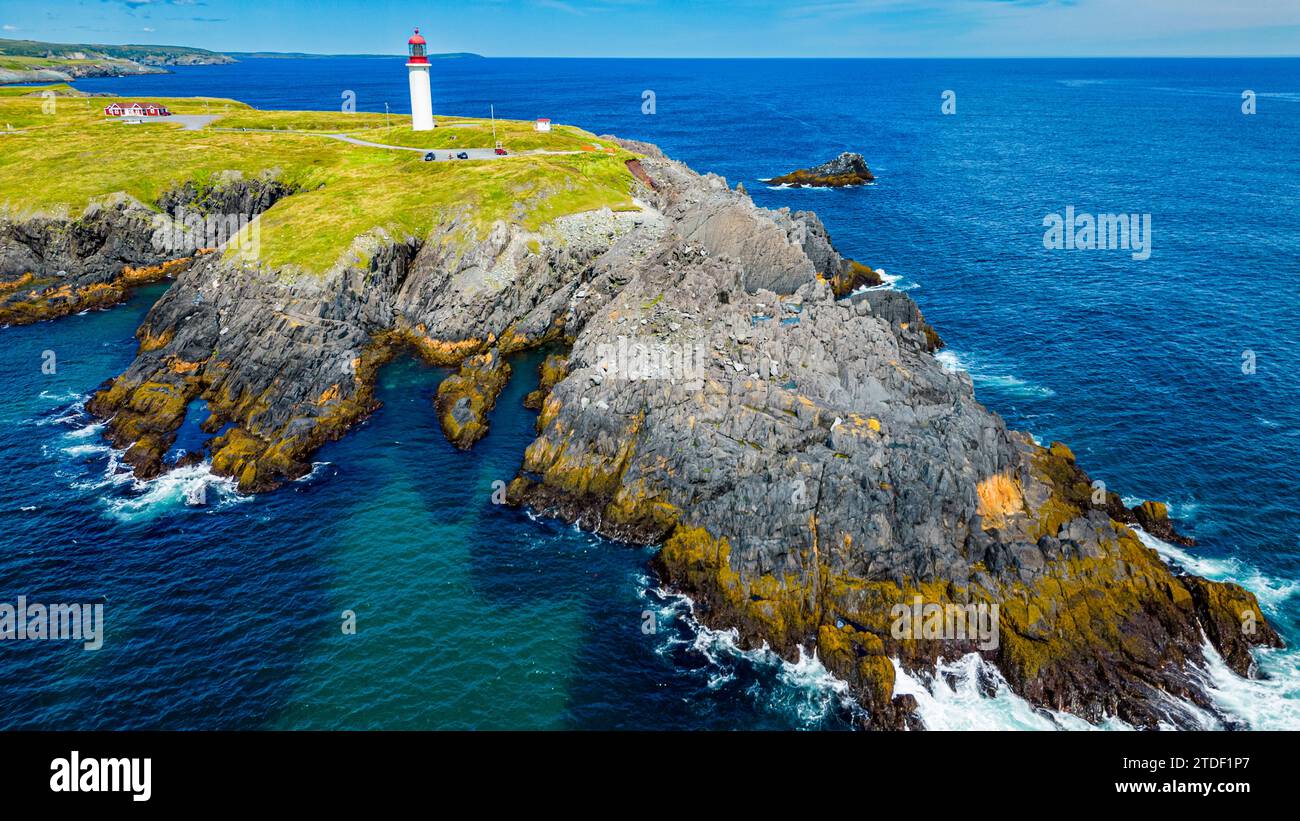 Aus der Vogelperspektive des Cape Race Lighthouse, Mirren Point, UNESCO-Weltkulturerbe, Avalon Peninsula, Neufundland, Kanada, Nordamerika Stockfoto