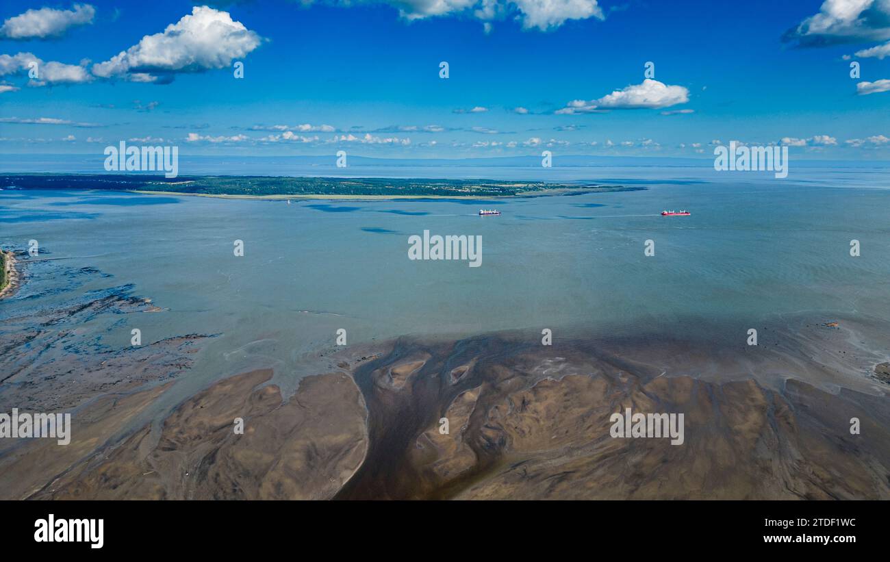 Aus der Luft des Gouffre River, der in die St. fließt Lawrence River, Quebec, Kanada, Nordamerika Stockfoto