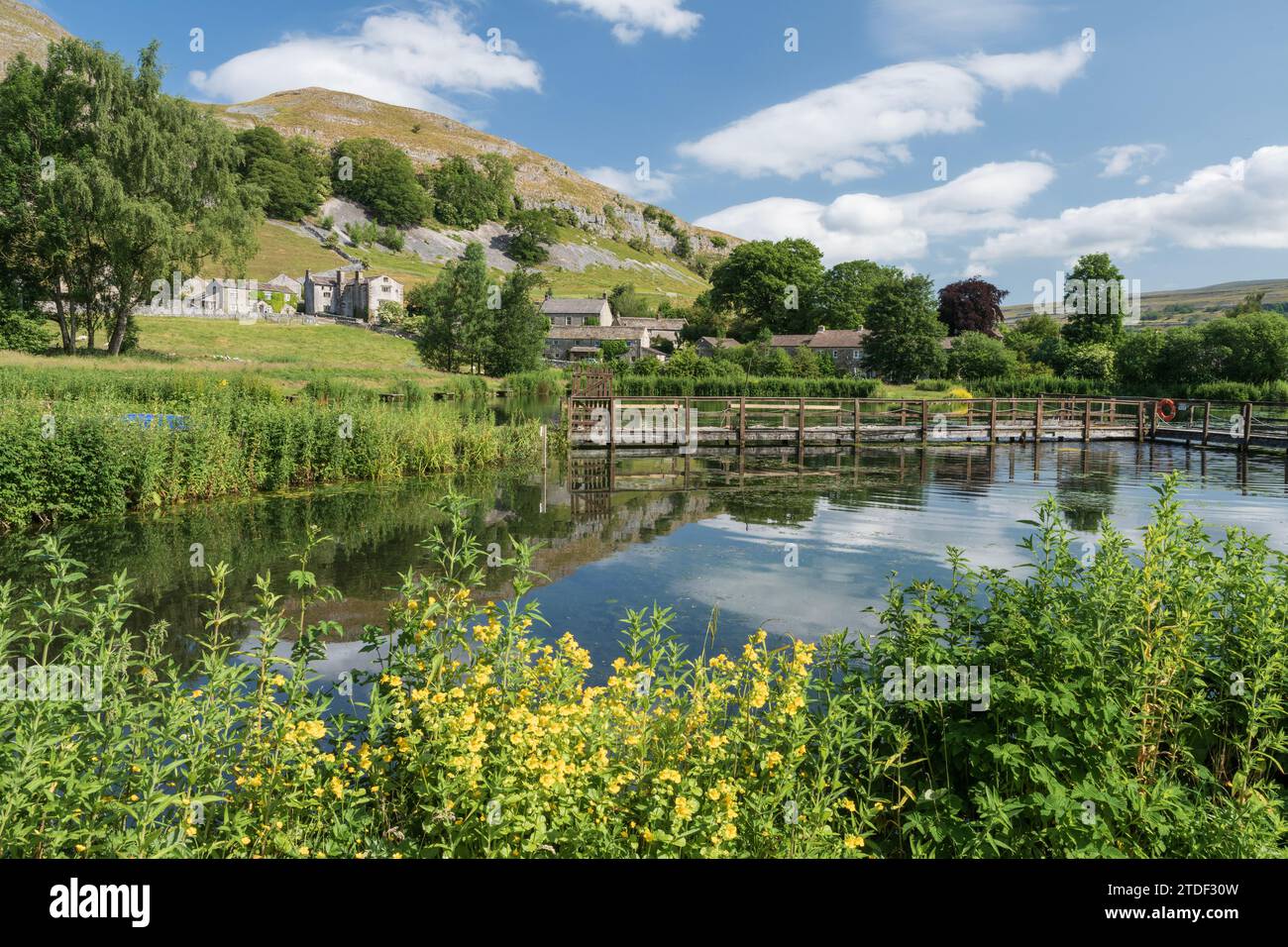Kilnsey Park Forellenzucht und Touristenattraktionen in Upper Wharfedale, Yorkshire, England, Großbritannien, Europa Stockfoto
