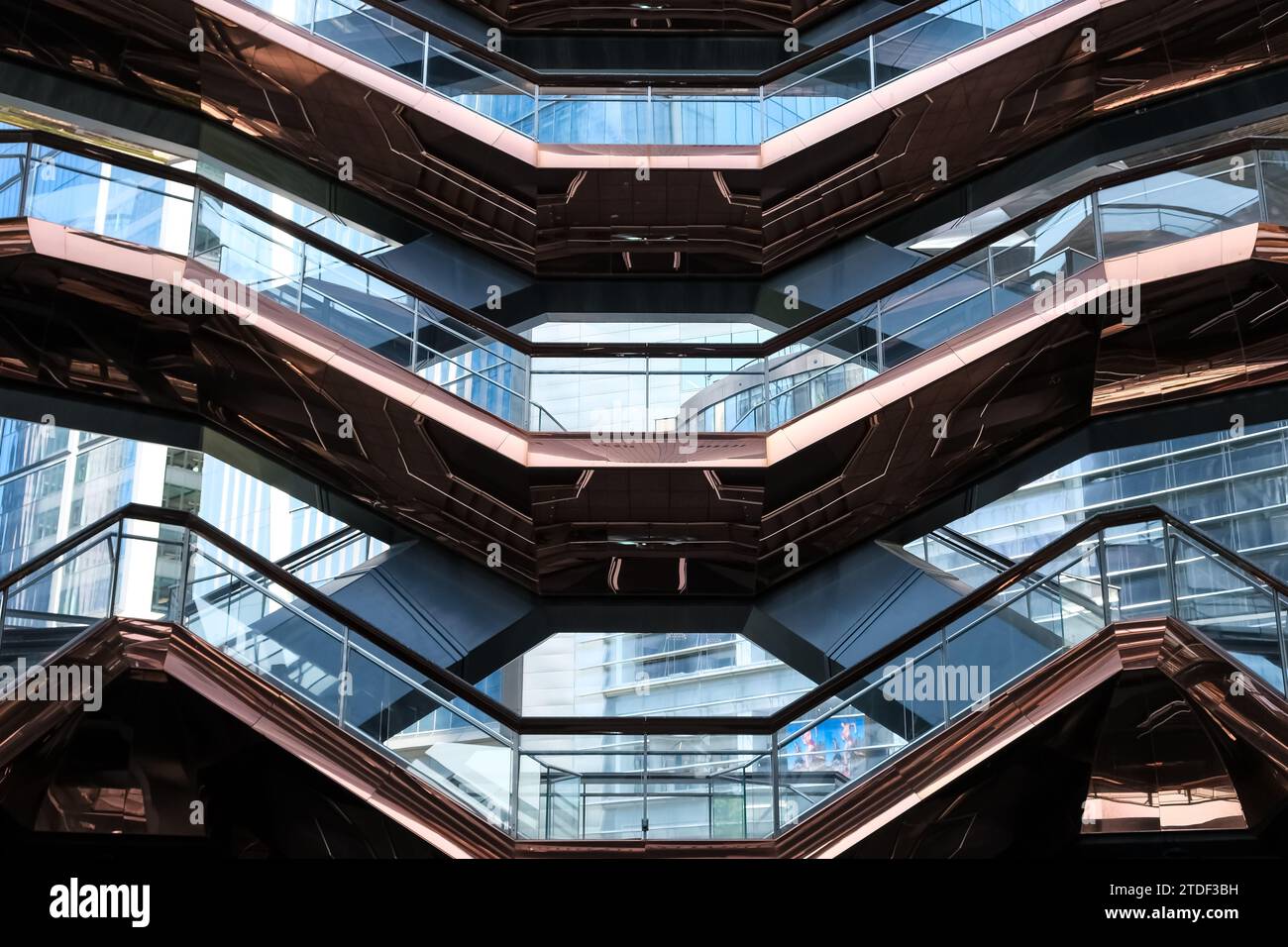 Architektonische Details des Schiffes, eine Besucherattraktion des Hudson Yards Redevelopment Project, Manhattan, New York City, USA Stockfoto