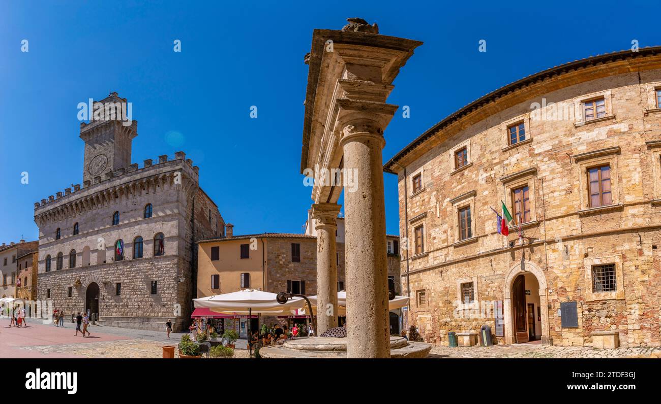 Blick auf den Palazzo Comunale auf der Piazza Grande in Montepulciano, Montepulciano, Provinz Siena, Toskana, Italien, Europa Stockfoto