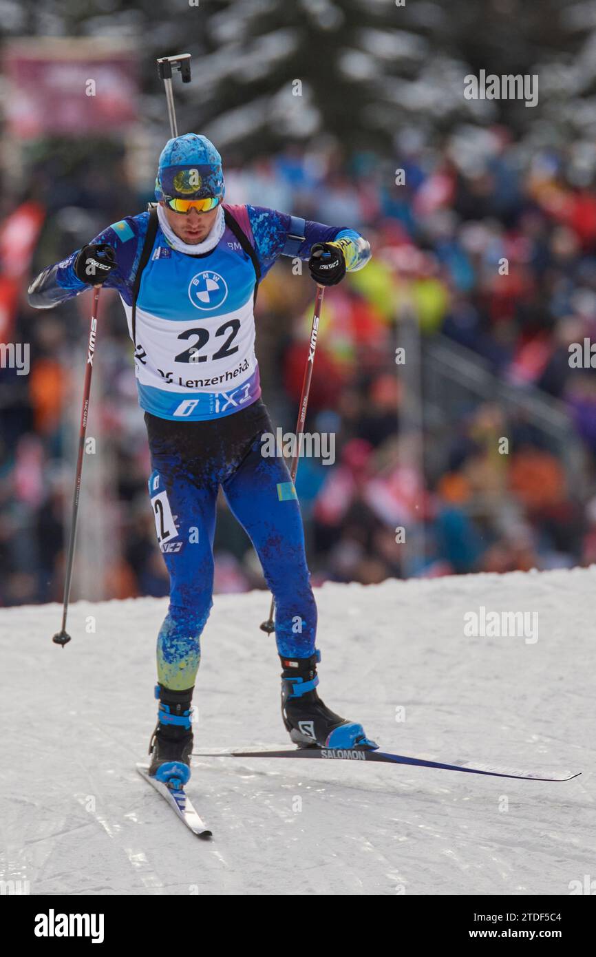 Lenzerheide, Schweiz, 15. Dezember 2023. Mukhin Alexandr KAZ beim 10 km Sprint der Männer am BMW IBU Weltcup Biathlon 2023 in Lenzerheide. Stockfoto