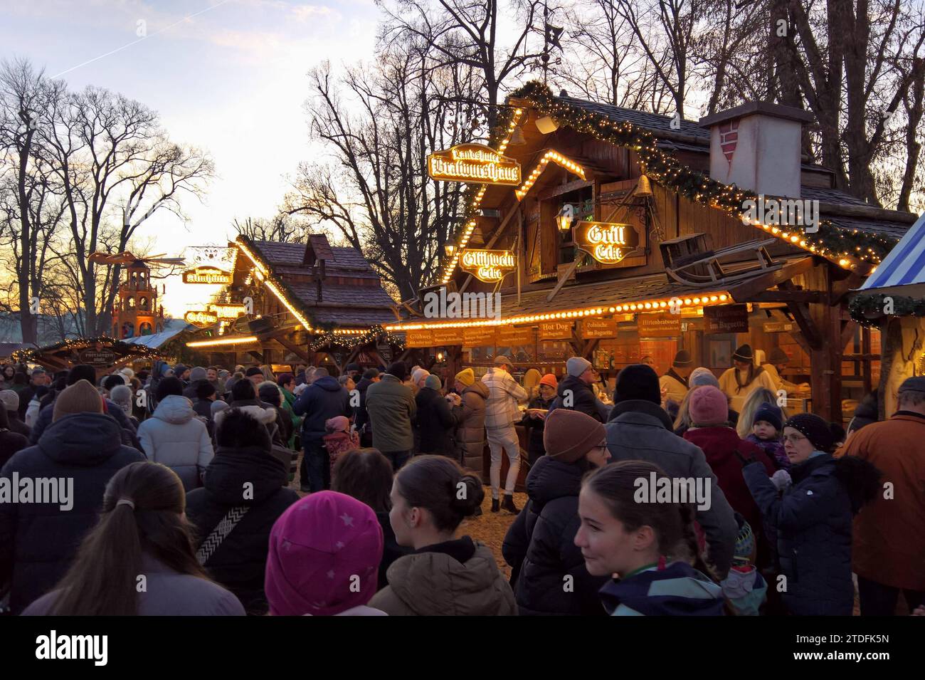 Landshut, Niederbayern. Landshuter Christkindlmarkt, ein bekannter