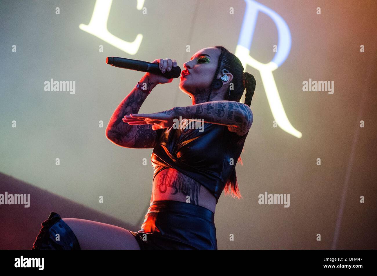 Tatiana Shmayluk von Jinjer trat beim Release Athens Festival in Plateia Nerou/Griechenland im Juni 2023 auf Stockfoto