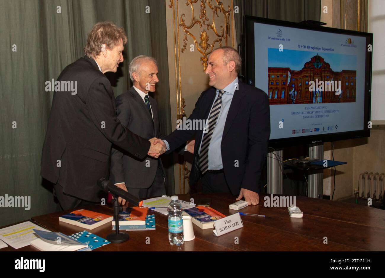 Italien Piemont Turin Palazzo Carignano Mitternachtswohnung Meeting