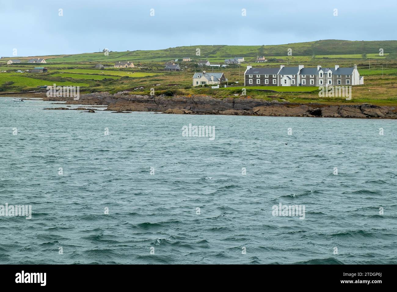 Blick auf die Iveragh-Halbinsel von Portmagee, Westküste, Portmagee, Iveragh-Halbinsel, County Kerry, Irland Stockfoto