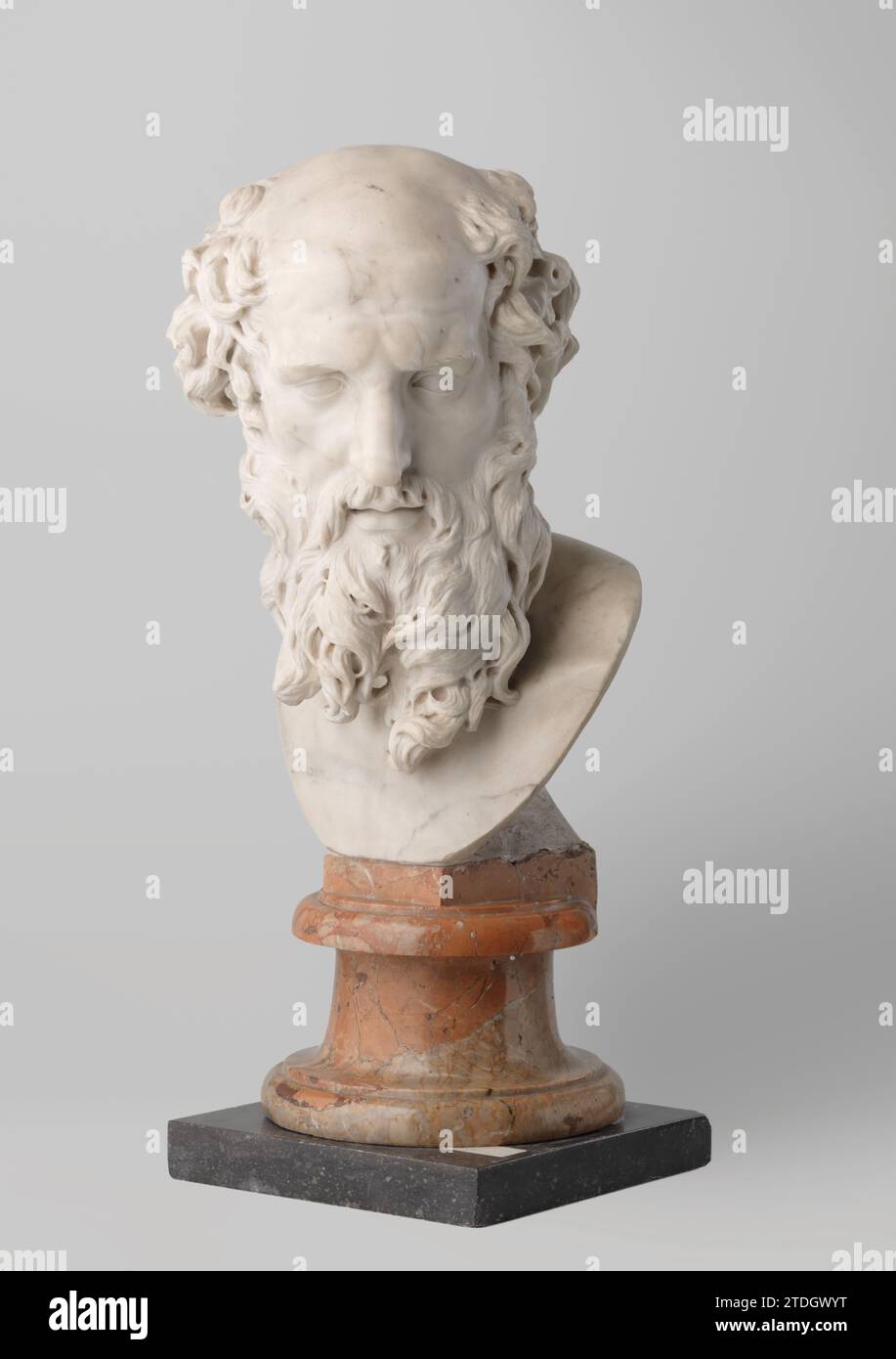 Platon, Orpheus Boselli (zugeschrieben), ca. 1635 - ca. 1640 Büste van Plato, rechts benutzt, mit Vollbart und Glatze. Römische Marmorbüste van Plato, rechts verwendet, mit Vollbart und Glatze. Rom-Marmor (Felsen) Stockfoto