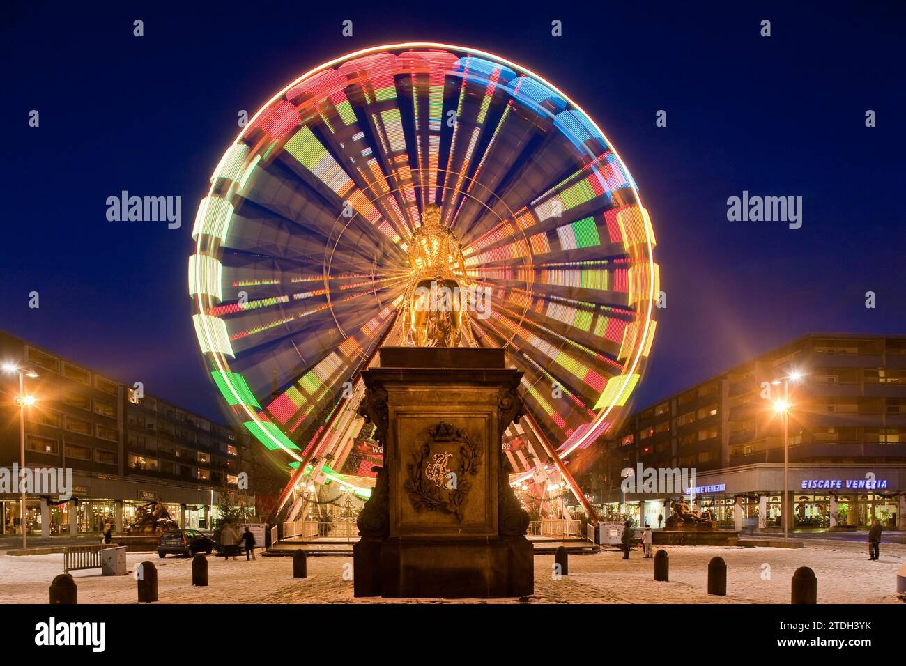 Weihnachtsmarkt an der Hauptstraße, vom Hauptbahnhof über die Prager Straße, den Striezelmarkt, den Neumarkt bis zur Hauptstraße in Stockfoto