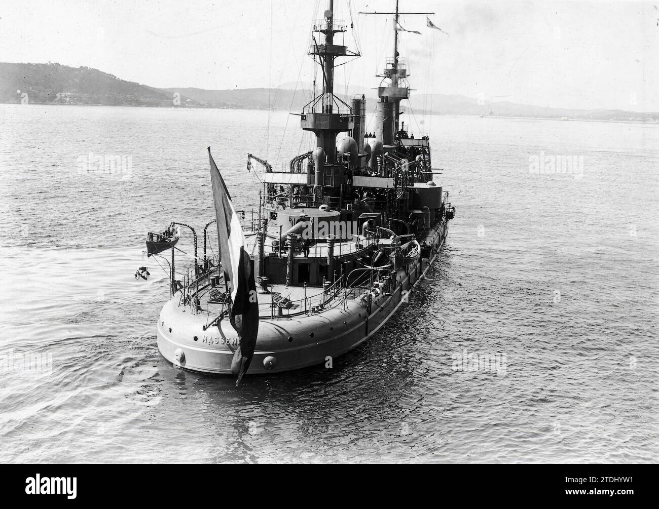 12/31/1912. Explosion auf einem Kriegsschiff. Das französische Schlachtschiff „Massèna“, in dessen Kesselabteilung eine Explosion in einem Dampfkollektor stattgefunden hat, bei der acht Seeleute ums Leben kamen. Foto: Meurisse. Quelle: Album / Archivo ABC / Meurisse Stockfoto