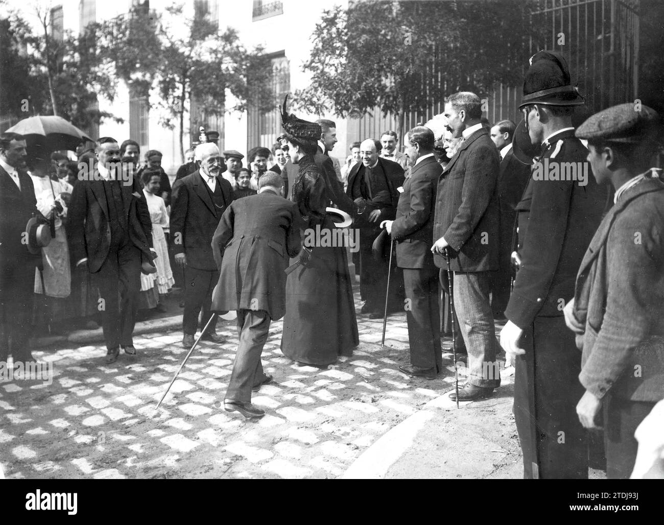 06/17/1910. Infantin María Teresa auf dem Basar von Caridad. Seine Hoheit hinterließ den Anblick, den er der Wohltätigkeitseinrichtung angetan hat. Quelle: Album / Archivo ABC / Ramón Alba Stockfoto
