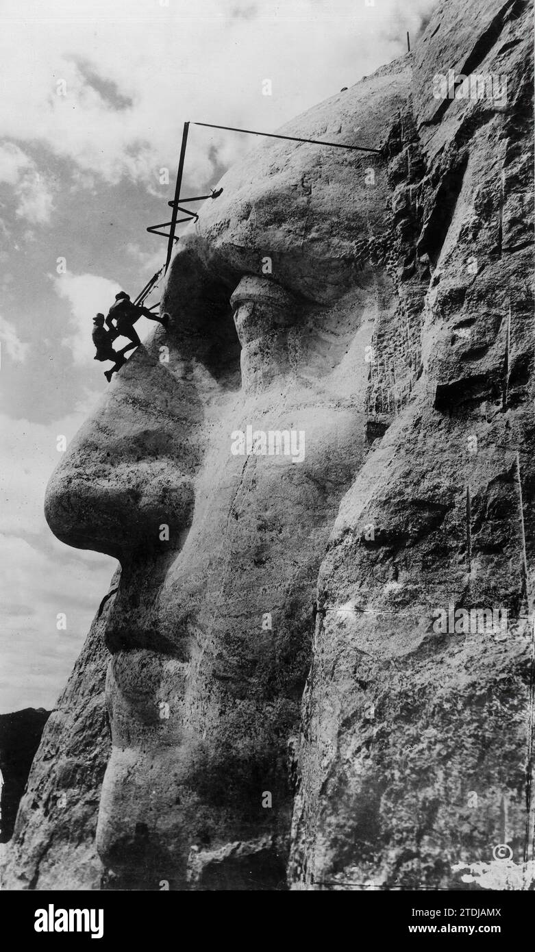 12/31/1928. Bauarbeiten an dem Denkmal zu Ehren der ehemaligen US-Präsidenten Washington, Jefferson, Roosevelt und Lincoln, das in die Seite des Mount Rushmore in South Dakota eingegraben wurde. Foto: Contreras und Vilaseca. Quelle: Album / Archivo ABC / Contreras Y Vilaseca Stockfoto