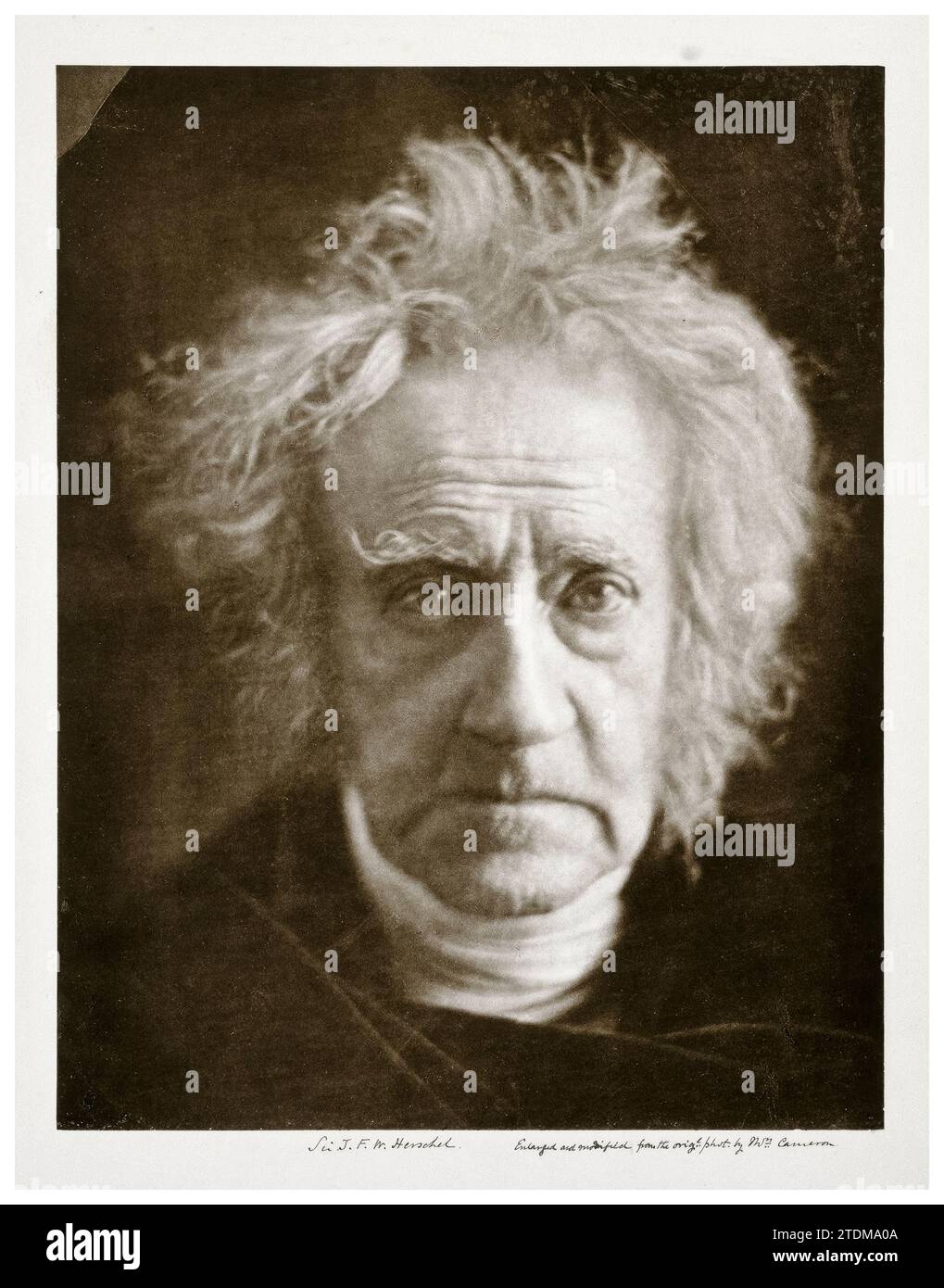 Sir John Frederick William Herschel, 1. Baronet, KH FRS (1792-1871), englischer Polymath, Mathematiker, Astronomin, Chemiker, Erfinder und experimentelle Fotografin, Porträtfotografie von Julia Margaret Cameron, 1867 Stockfoto