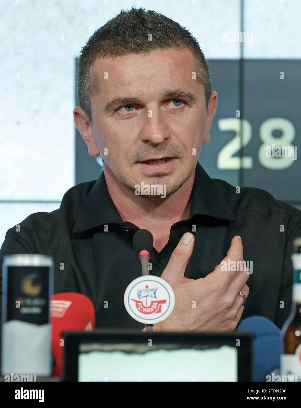 19. Dezember 2023, MecklenburgVorpommern, Rostock Mersad Selimbegovic