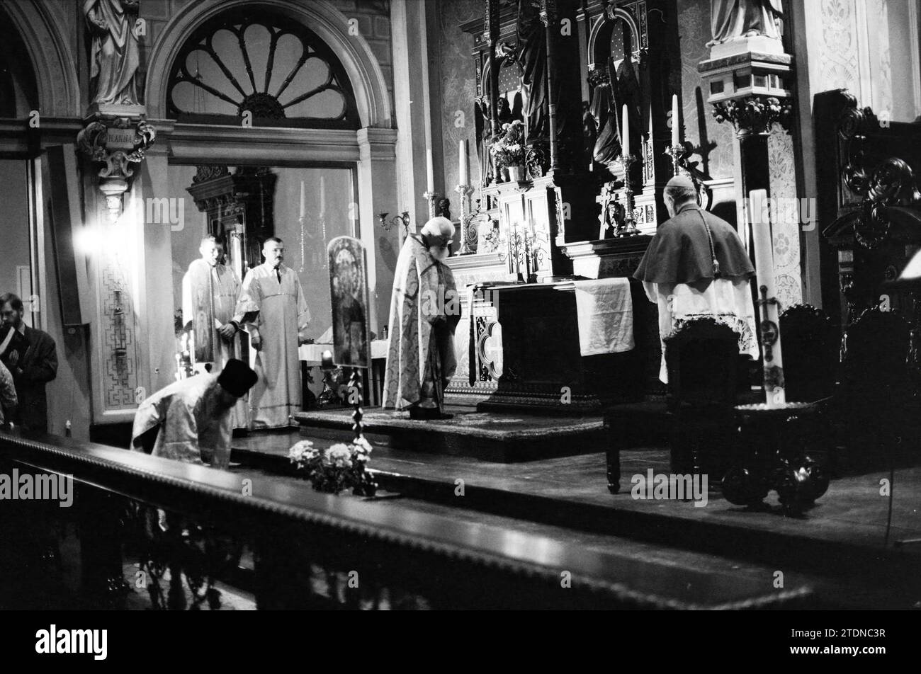 Liturgiekirche .., Haarlem, Jansstraat, Niederlande, 04-10-1991, Whizgle News aus der Vergangenheit, zugeschnitten auf die Zukunft. Erkunden Sie historische Geschichten, das Image der niederländischen Agentur aus einer modernen Perspektive, die die Lücke zwischen den Ereignissen von gestern und den Erkenntnissen von morgen überbrückt. Eine zeitlose Reise, die die Geschichten prägt, die unsere Zukunft prägen Stockfoto