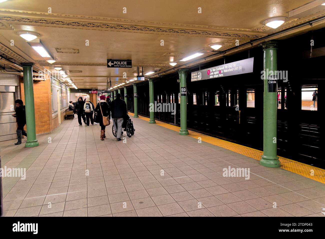 la vie dans le métro de New York - das Leben an der New Yorker U-Bahn Stockfoto