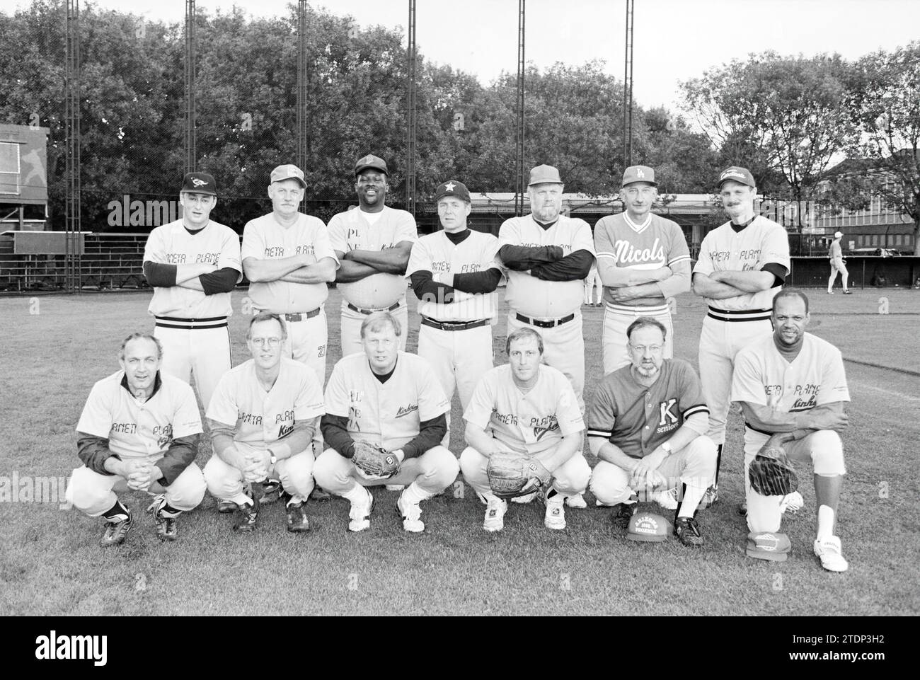 Team Kinheim 5, 25-08-1994, Whizgle News from the Past, maßgeschneidert für die Zukunft. Erkunden Sie historische Geschichten, das Image der niederländischen Agentur aus einer modernen Perspektive, die die Lücke zwischen den Ereignissen von gestern und den Erkenntnissen von morgen überbrückt. Eine zeitlose Reise, die die Geschichten prägt, die unsere Zukunft prägen Stockfoto