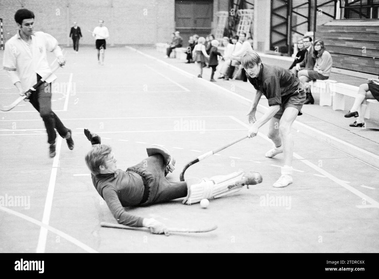 04 01 1970 Fotos und Bildmaterial in hoher Auflösung Alamy