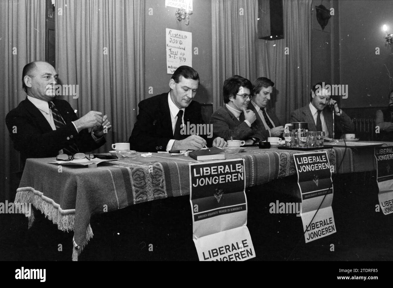L.O.V.D. Meeting, Meetings, 28-11-1978, Whizgle News aus der Vergangenheit, zugeschnitten auf die Zukunft. Erkunden Sie historische Geschichten, das Image der niederländischen Agentur aus einer modernen Perspektive, die die Lücke zwischen den Ereignissen von gestern und den Erkenntnissen von morgen überbrückt. Eine zeitlose Reise, die die Geschichten prägt, die unsere Zukunft prägen Stockfoto