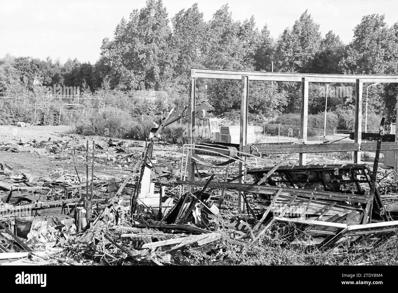 Überreste Von Feuer Haarlemmermeerlyceum Badhoevedorp Feuer Feuerwehr Schulen Badhoevedorp 2724